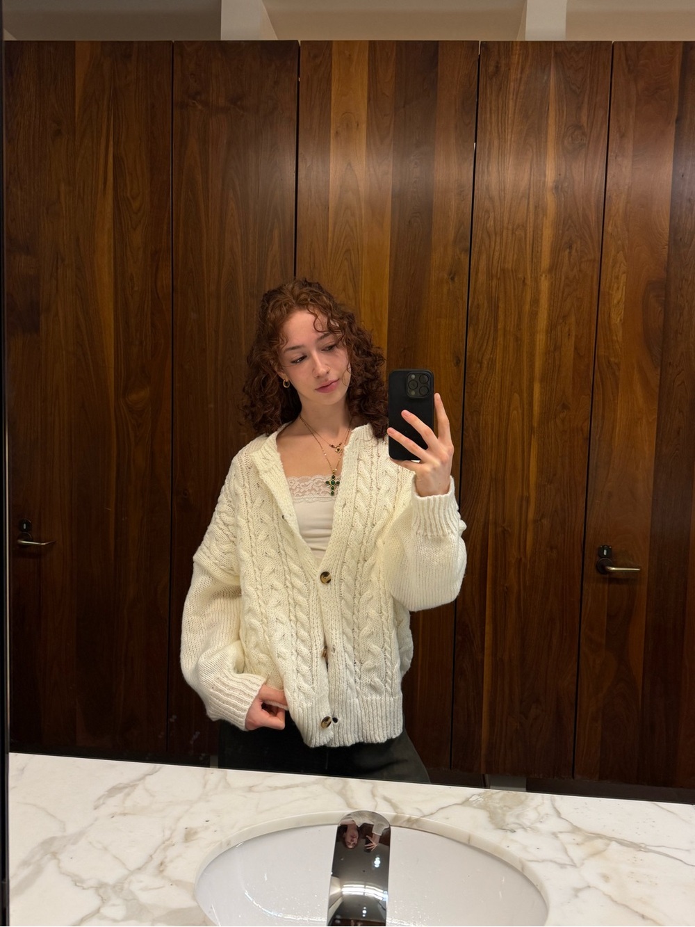 Rihoas White Round Neck Textured Knit Cardigan